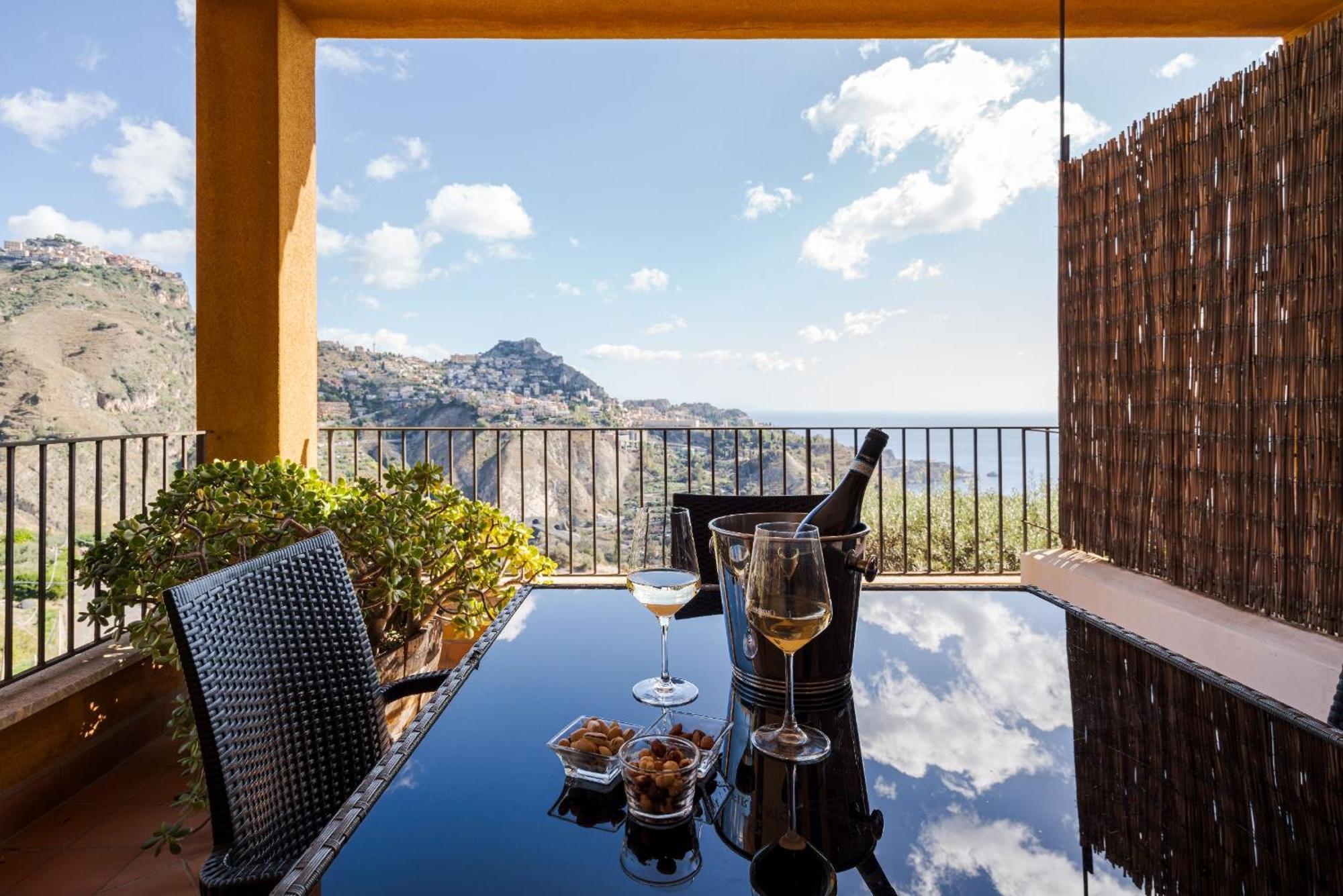 The Lemon Tree Apartment Taormina Exterior photo